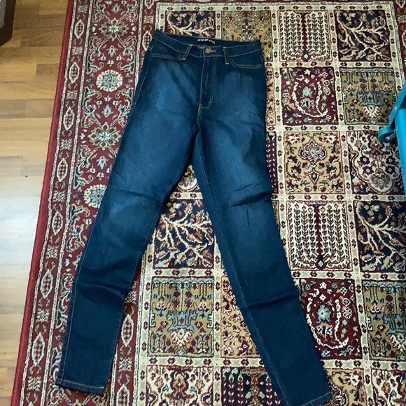 Like new never worn skinny jeans. - Picture 2 of 3